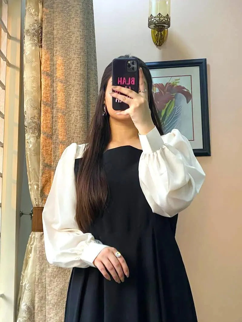 💫Luxury Women's Stitched Georgette Plain Maxi