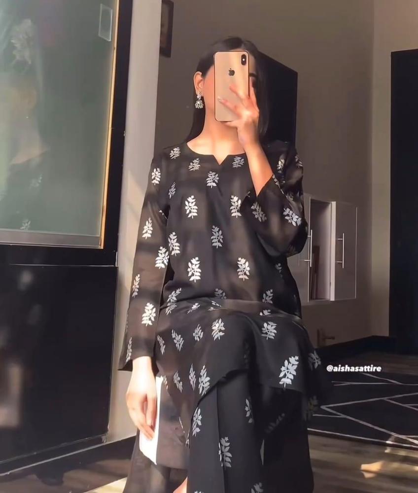 Women's Stitched Linen Block Printed Shirt And Trouser Two PCs