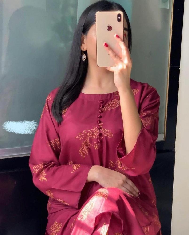 Two,Pcs Women's Stitched Linen Printed Shirt And Trouser - Maroon